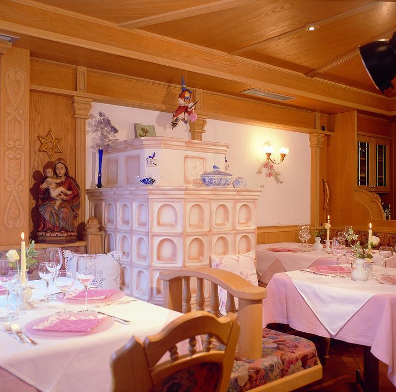 Hotel Val Sëlva Buitenkant foto