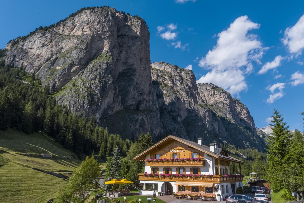 Hotel Val Sëlva Buitenkant foto